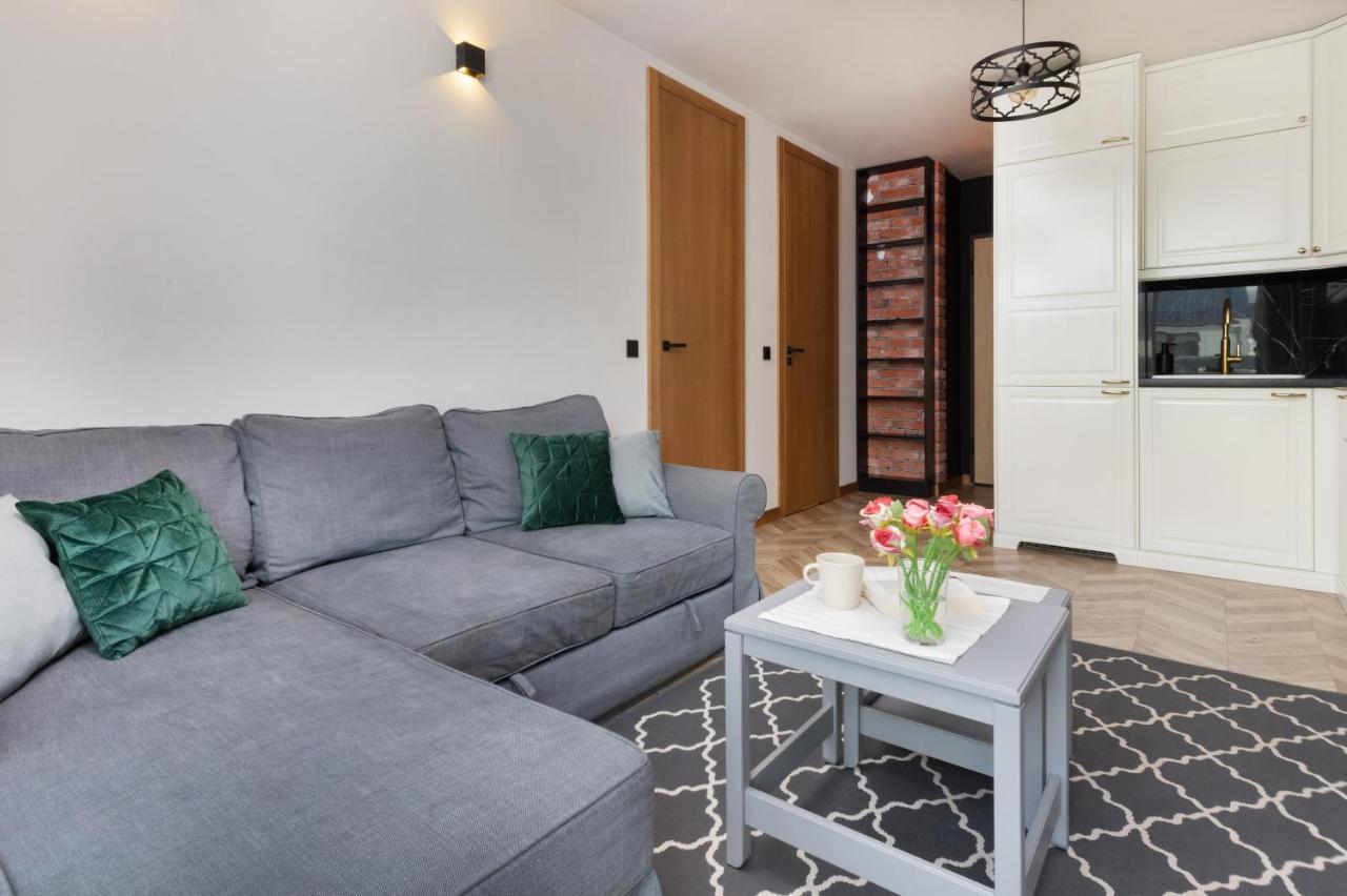 Apartment Mistral Gdynia With Parking By Noclegi Renters 외부 사진